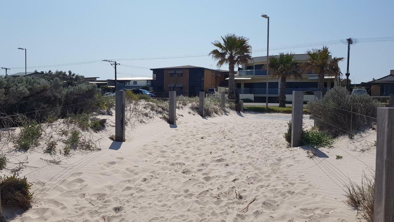 Acushla Accommodation West Beach Exterior foto